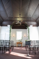 The simplicity of the chapel keeps the focus on the bride and groom.